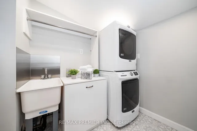 Additional image 20 of 891 Palmerston Ave