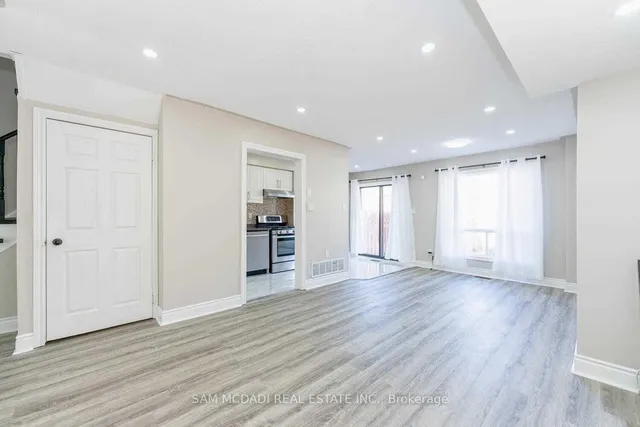Additional image 6 of 117 Richwood Cres