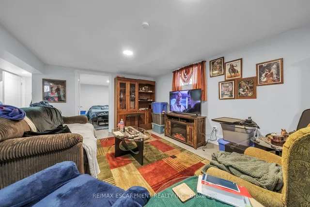 Additional image 34 of 8 SHYNAL Ave