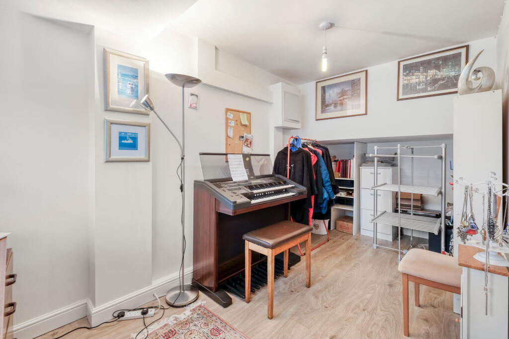 Additional image 7 of Witham Croft, Solihull, B91 3FB
