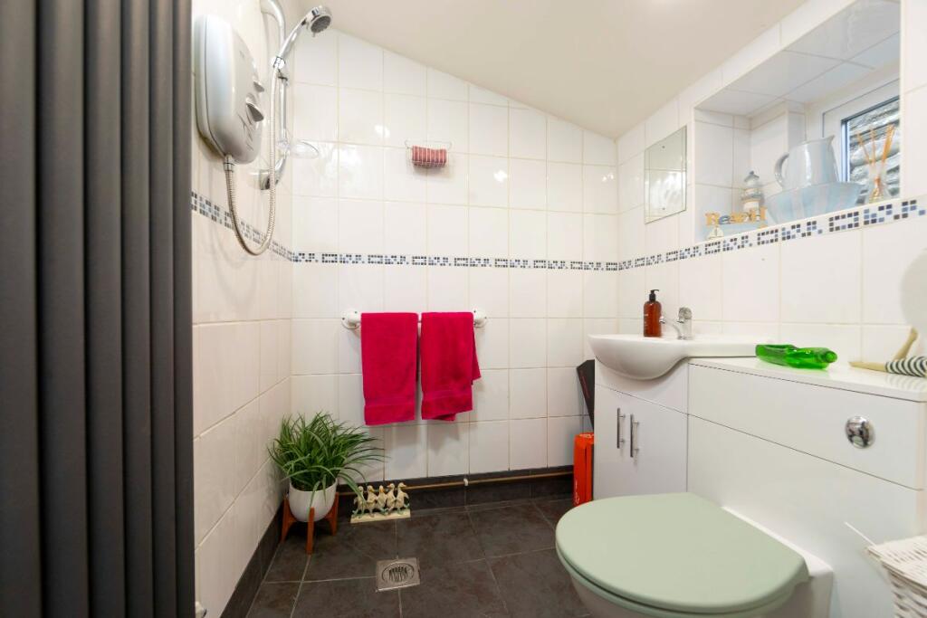 Additional image 20 of Windsor Road, Treharris