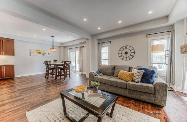 Additional image 9 of 955 Bianca Crt