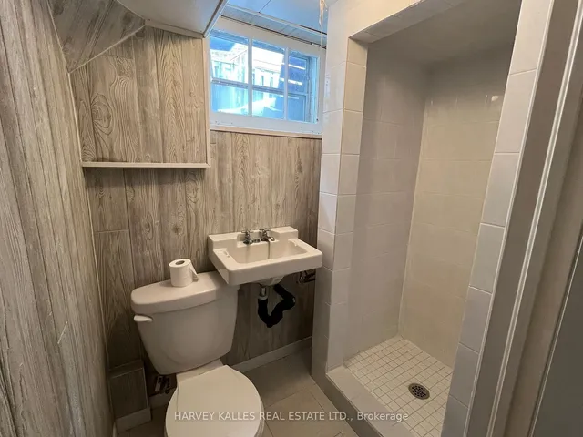 Additional image 21 of 76 Shelborne Ave