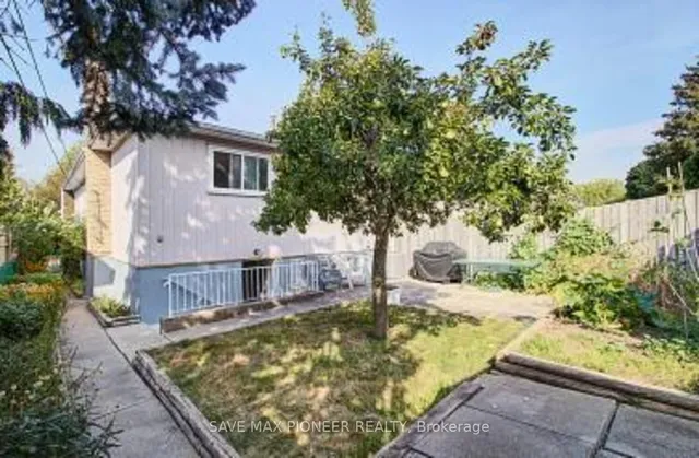 Additional image 25 of 122 Centre St