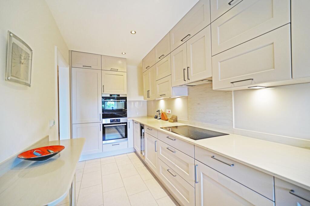 Additional image 5 of Avenue Road, Dorridge, B93