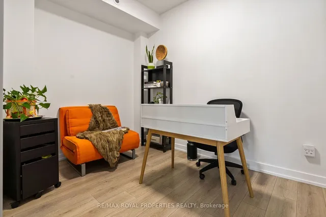 Additional image 18 of 264 Finch Ave Unit 11