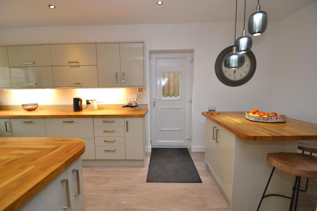 Additional image 12 of Kingston Grove, Thackley,