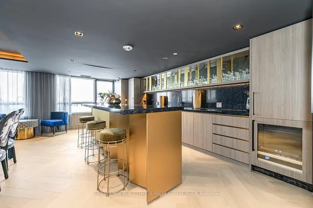 Additional image 30 of 395 Dundas St Unit 820