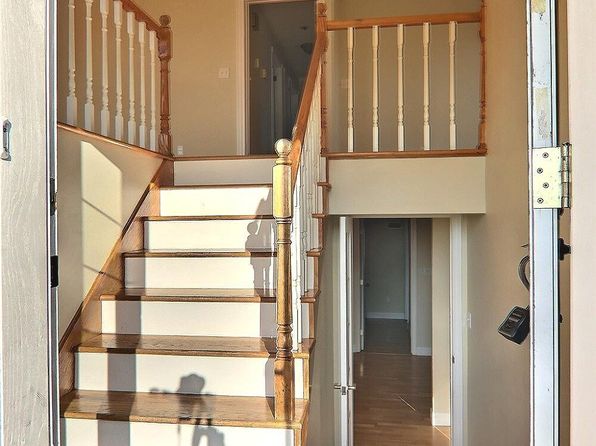 Additional image 3 of 70 Union St, Cape Breton, NS B1G 1W7