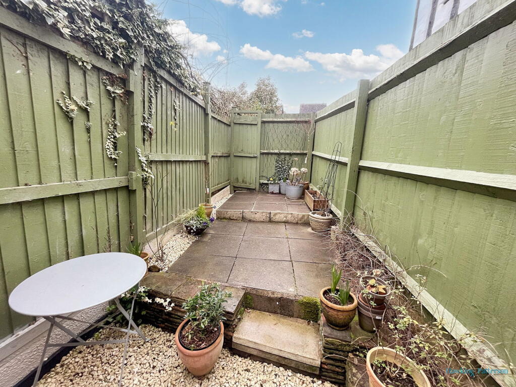 Additional image 17 of High Street,Henley-in-arden,Warwickshire,B95 5BS