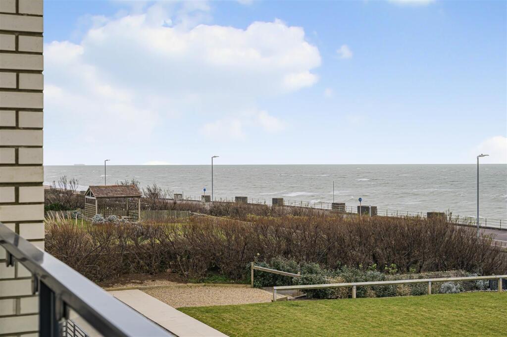 Additional image 28 of Waters Edge, Claremont Road