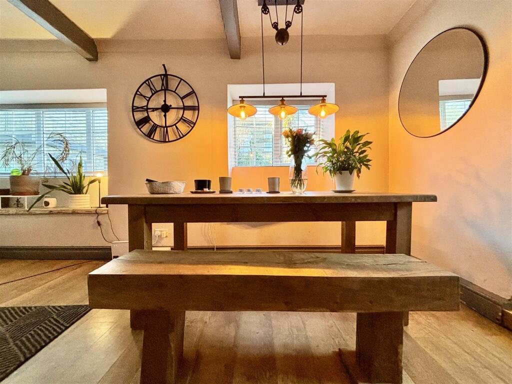 Additional image 4 of 9, Chapel Row, Bradford, BD15 7DE