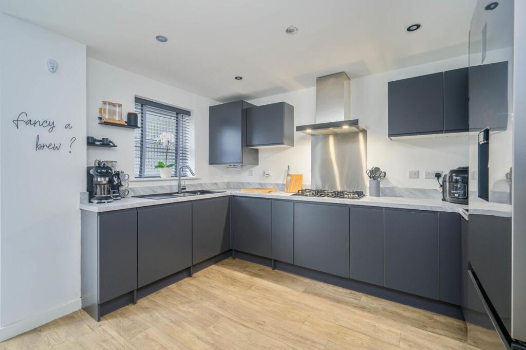 Additional image 27 of Winterfell Road, Drighlington