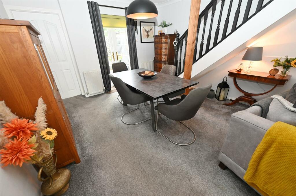 Additional image 4 of Ronaldshay Close, Richmond