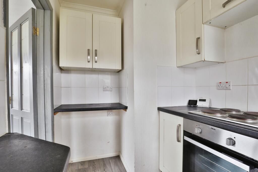 Additional image 16 of Aspen Gardens, Poole, Dorset, BH12