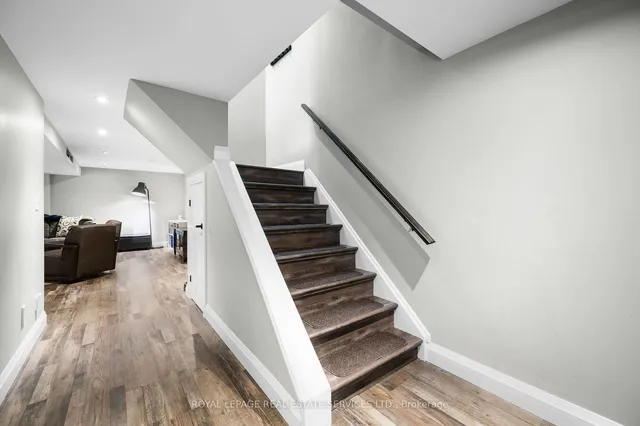 Additional image 30 of 3125 Pinemeadow Dr Unit #9