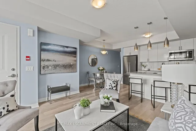 Additional image 12 of 1200 Main St Unit 102