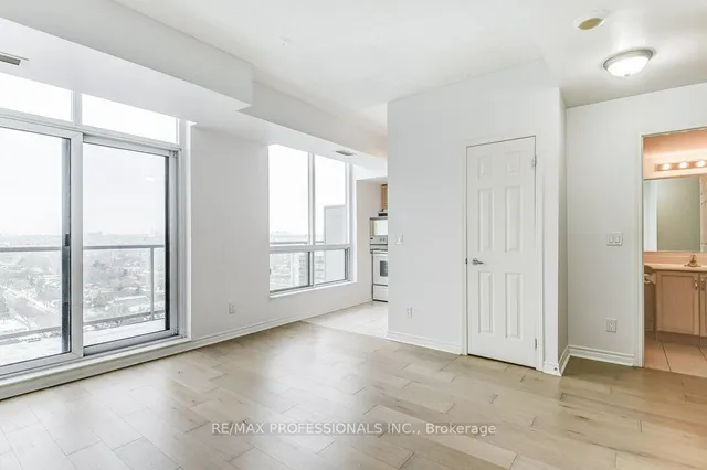 Additional image 10 of 70 High Park Ave Unit 1701