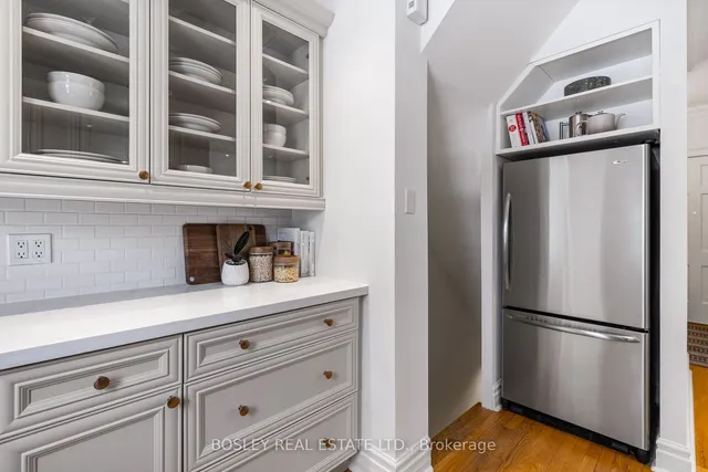 Additional image 10 of 224 Roselawn Ave