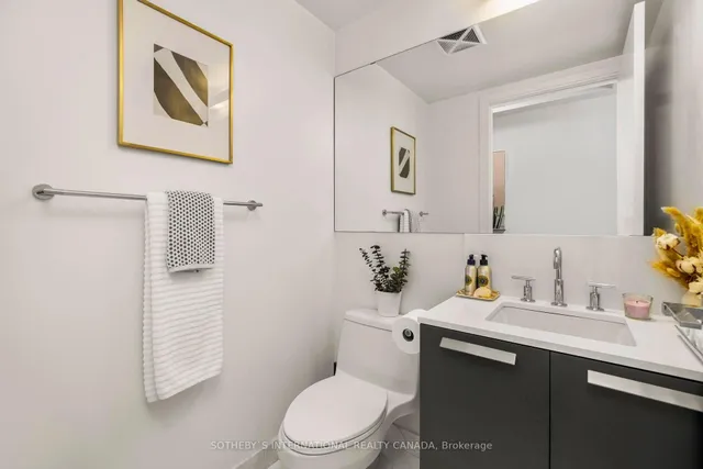 Additional image 19 of 42 Charles St Unit 1702