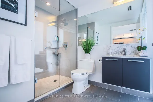 Additional image 18 of 28 Wellesley St Unit 1510