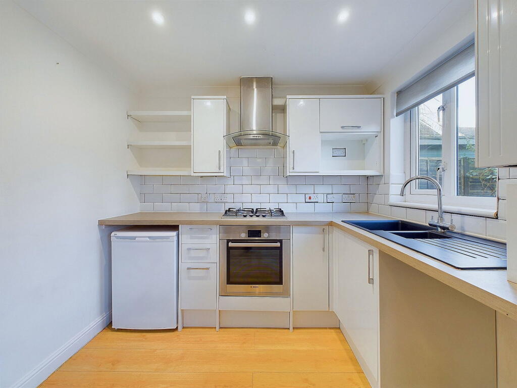 Additional image 6 of Essenhigh Drive, Worthing, BN13 3SW