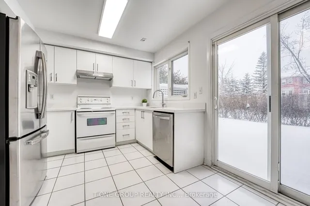 Additional image 7 of 19 Rosebank Dr Unit 903