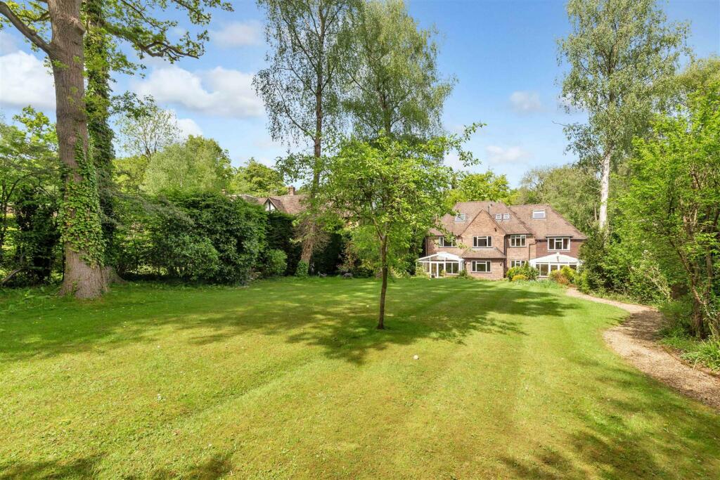 Additional image 20 of Firs Walk, Tewin, Welwyn