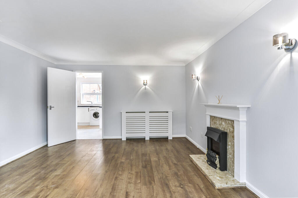 Additional image 6 of Twin Oaks Close, Broadstone