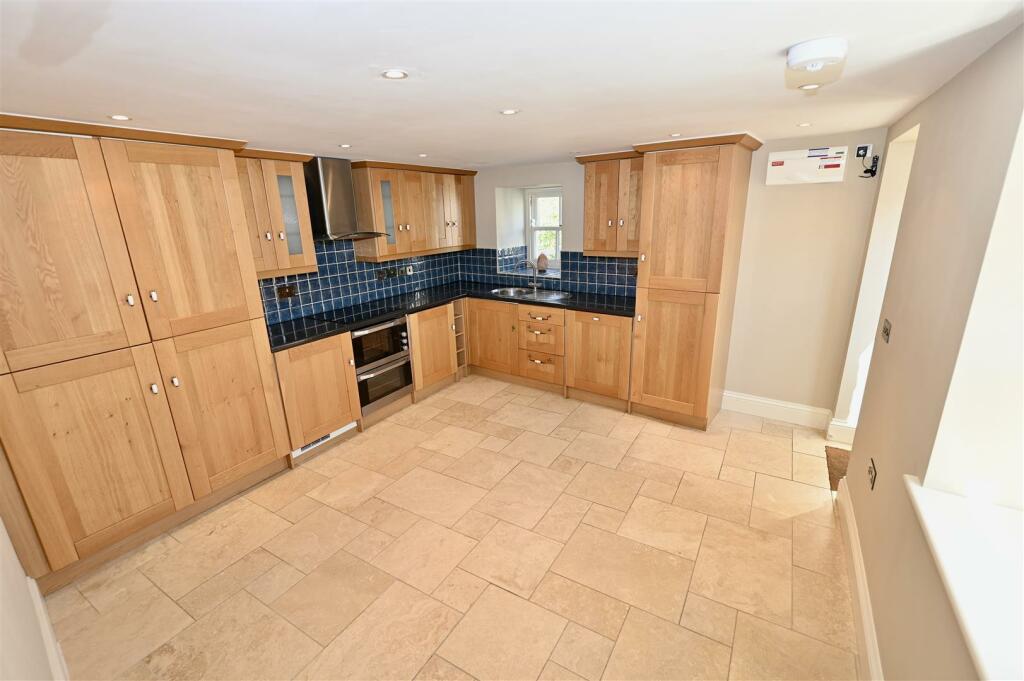 Additional image 5 of Sleegill, Richmond