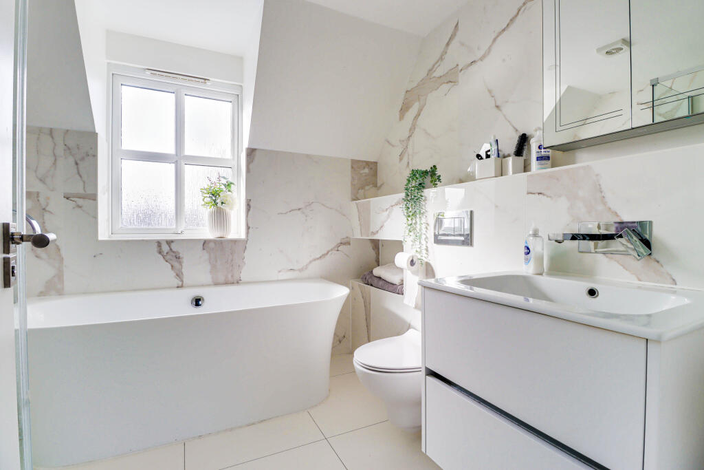 Additional image 14 of Gordons Walk, Harpenden, Hertfordshire, AL5