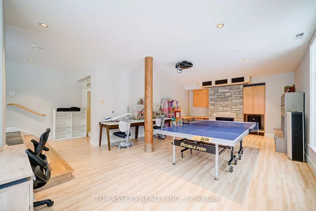 Additional image 30 of 223 Trelawn Ave