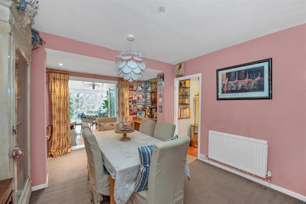 Additional image 5 of Granby Avenue, Harpenden