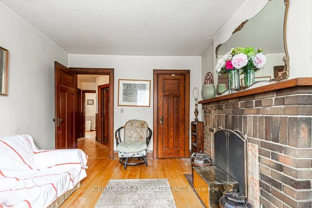 Additional image 14 of 634 Runnymede Rd