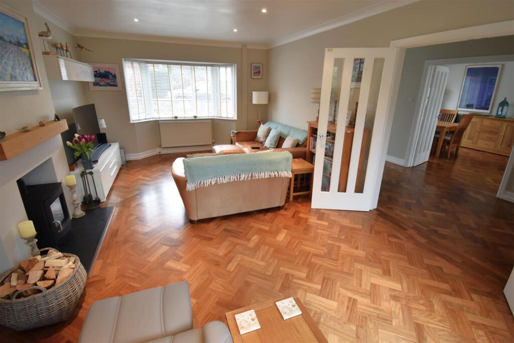 Additional image 8 of Attractive Detached Home In Popular Stoke Bishop Location
