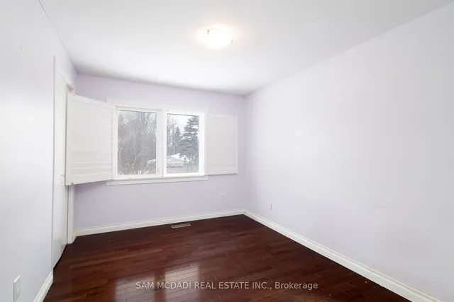 Additional image 24 of 2290 Devon Rd