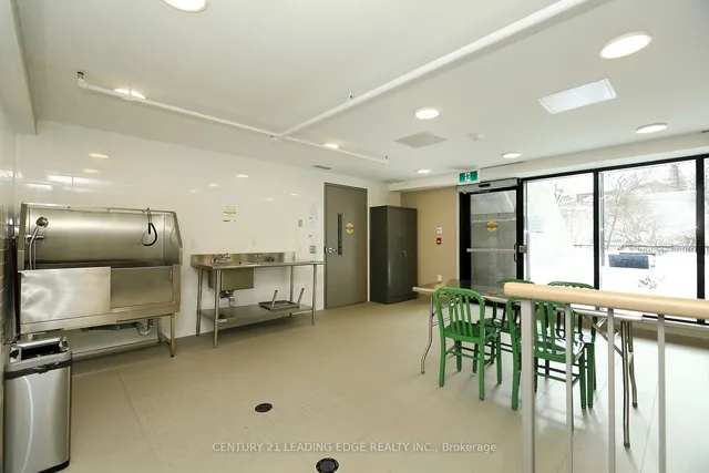 Additional image 23 of 100 CANON JACKSON Dr Unit 110