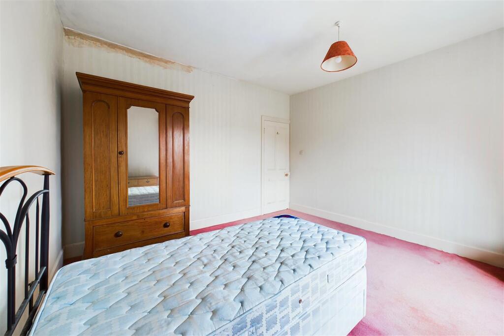 Additional image 28 of DETACHED | UPDATING | BADGWORTH