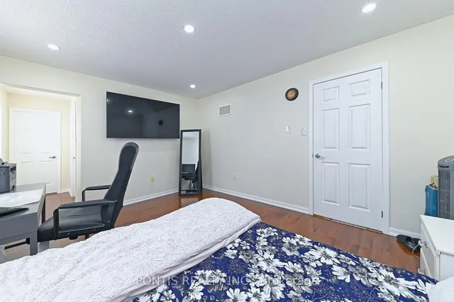 Additional image 35 of 993 Whewell Tr