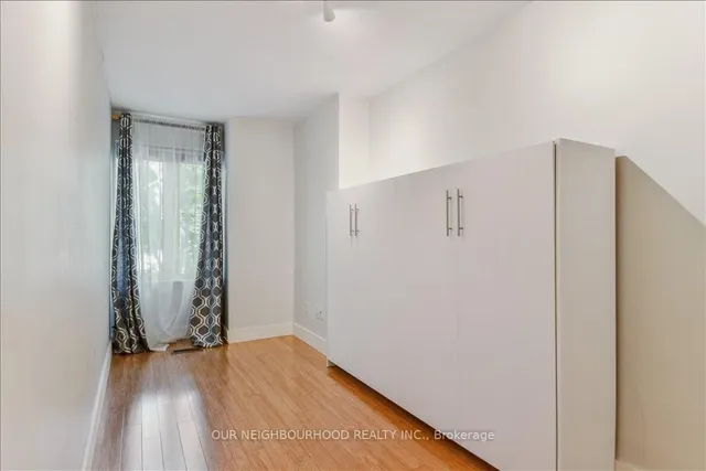 Additional image 19 of 69 Longboat Ave