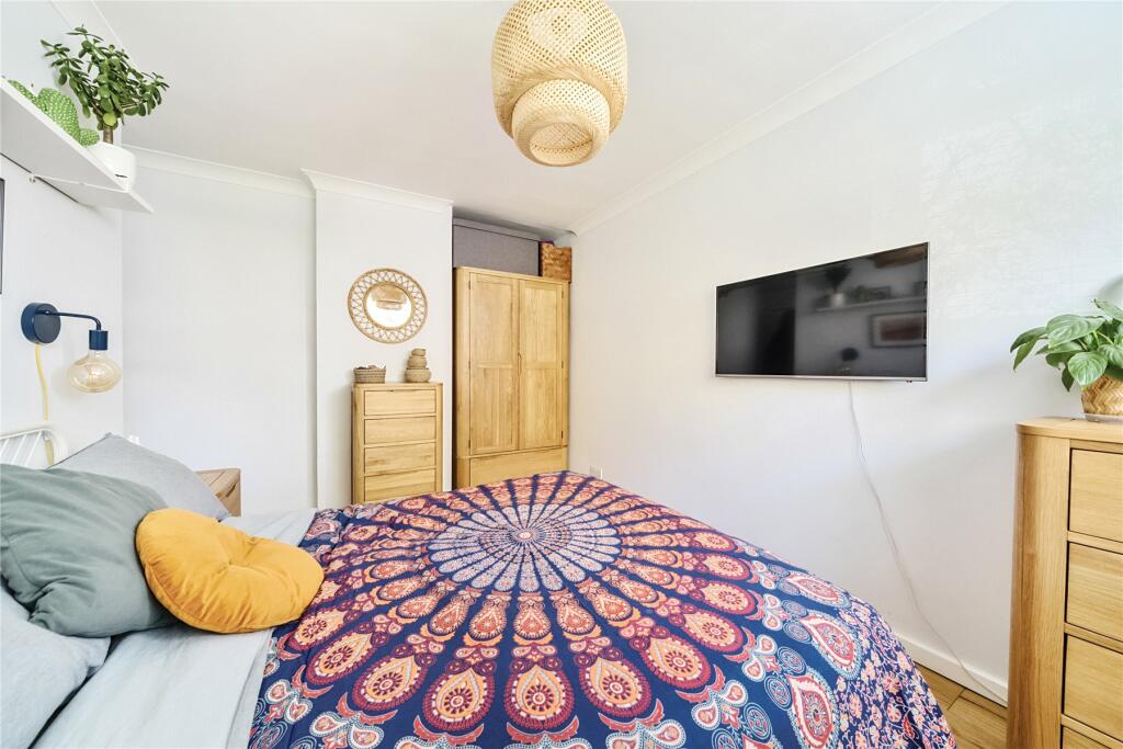 Additional image 19 of Field Close, Bromley