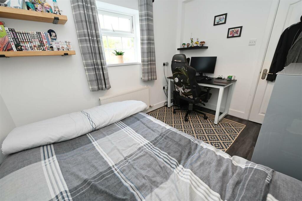 Additional image 12 of Ronaldshay Close, Richmond