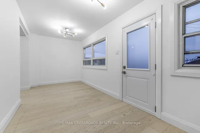 Additional image 27 of 67 Thurrock Rd