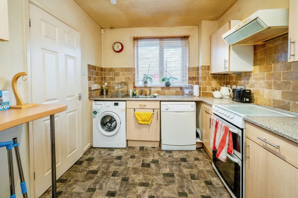 Additional image 4 of Cherry Tree Walk, Batchley, Redditch