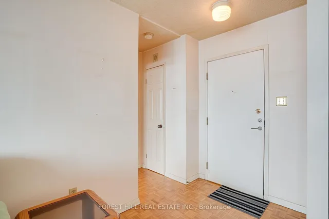 Additional image 2 of 3000 Bathurst St Unit 904