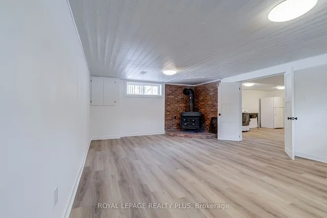 Additional image 25 of 15 Mossford Crt