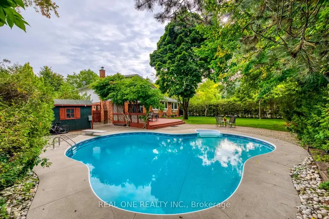 Additional image 35 of 2201 All Saints Cres