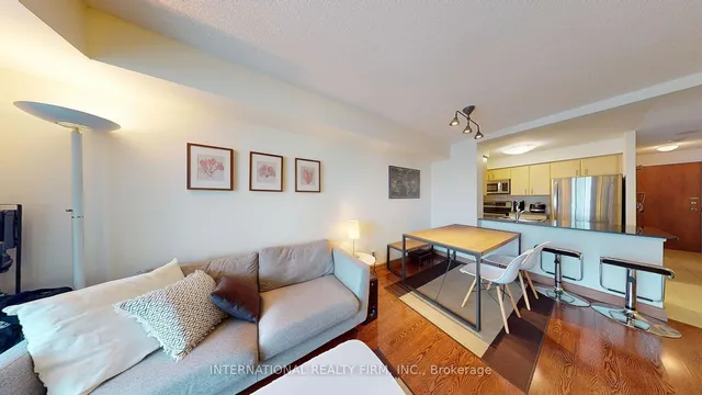 Additional image 18 of 31 Bales Ave Unit 816