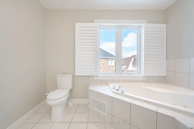 Additional image 39 of 1645 Clark Blvd