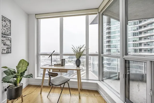 Additional image 12 of 218 Queens Quay Unit 910
